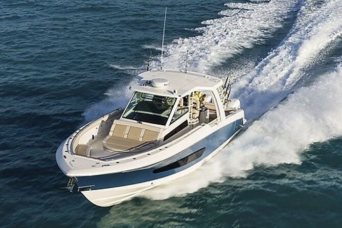 2-Hour Ma'alaea Humpback Whale Watching Cruise for up to 6 Guests - On board with a pro captain and a marine naturalist