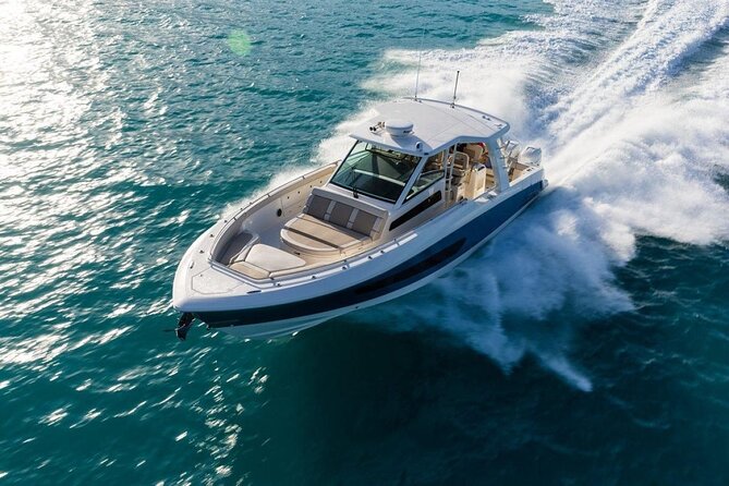 2-Hour Ma'alaea Humpback Whale Watching Cruise for up to 6 Guests - The whale viewing rules you should know (so the day feels fair)