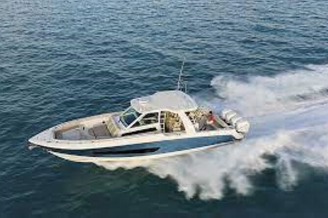 2-Hour Ma'alaea Humpback Whale Watching Cruise for up to 6 Guests - How the route decisions shape your chances: weather, conditions, and input