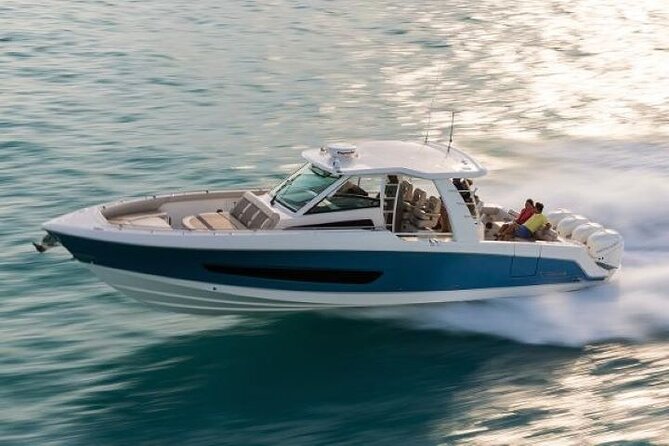 2-Hour Ma'alaea Humpback Whale Watching Cruise for up to 6 Guests - Alcohol, tipping, and the practical vibe on board