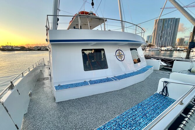2 Hour Waikiki Whale Watching Cruise from Oahu - The route you’ll see: Diamond Head, Waikiki Beach, and Ala Moana