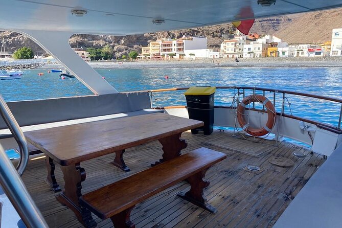 3 hrs Boat Excursion for whale watching from Valle GR (La Gomera) - Valle Gran Rey whale watching: what you’re really buying