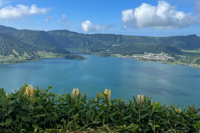 Full Day Sete Cidades with Whale Watching at Mosteiros - Ferraria warm-ocean bath: what to expect from the thermal stop