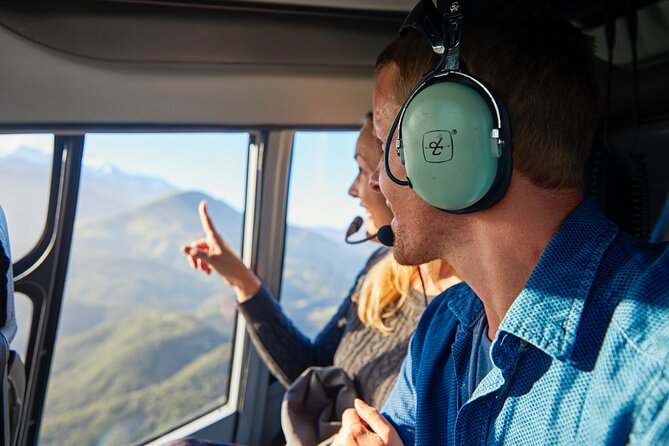 Kaikōura Whale Watching - 1hr 20min Ultimate Adventure - How the flight feels in real life: radios, pilots, and small-group comfort