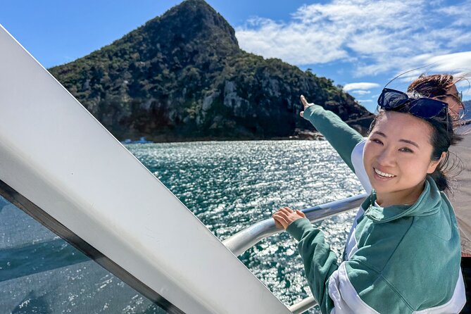 Port Stephens, departing Newcastle - Whales, hike & sand dunes! - Moonshadow–TQC whale cruise: what you’re really paying for