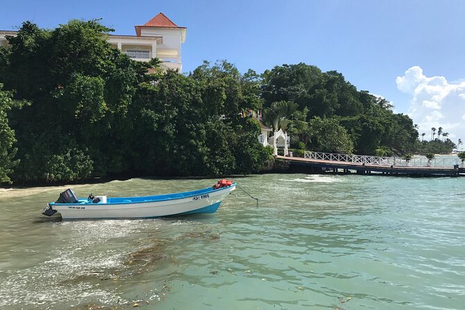 Punta Cana Whale Watching and Bacardi Island Day Trip - Playa Rincón: the calmer option when you want Caribbean water and less exertion