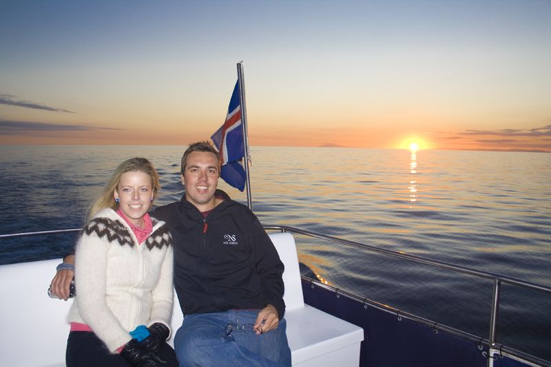 Reykjavik: Midnight Sun Whale Watching Tour - Meeting at Elding, then using the Whale Watching Center time wisely