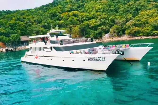 Sunsets and Whales Mega Yachts ALL INCLUSIVE: Puerto Vallarta - Meeting Point and Port Security at Puerto Vallarta