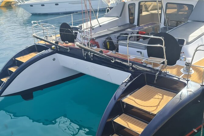 Tenerife Whale watching on private charter - Stop time at Club Náutico Puerto Colón: a calmer start